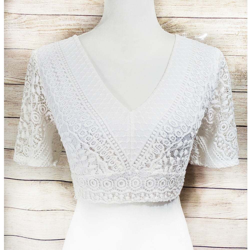 Express White Lace Crop Top